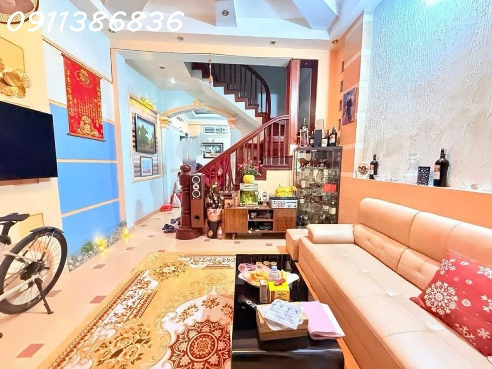 Nhà Đẹp Nguyễn Khang, Gần Ô Tô, 45M 4 Tầng, Ngõ Rộng, Chỉ 10.9 Tỷ