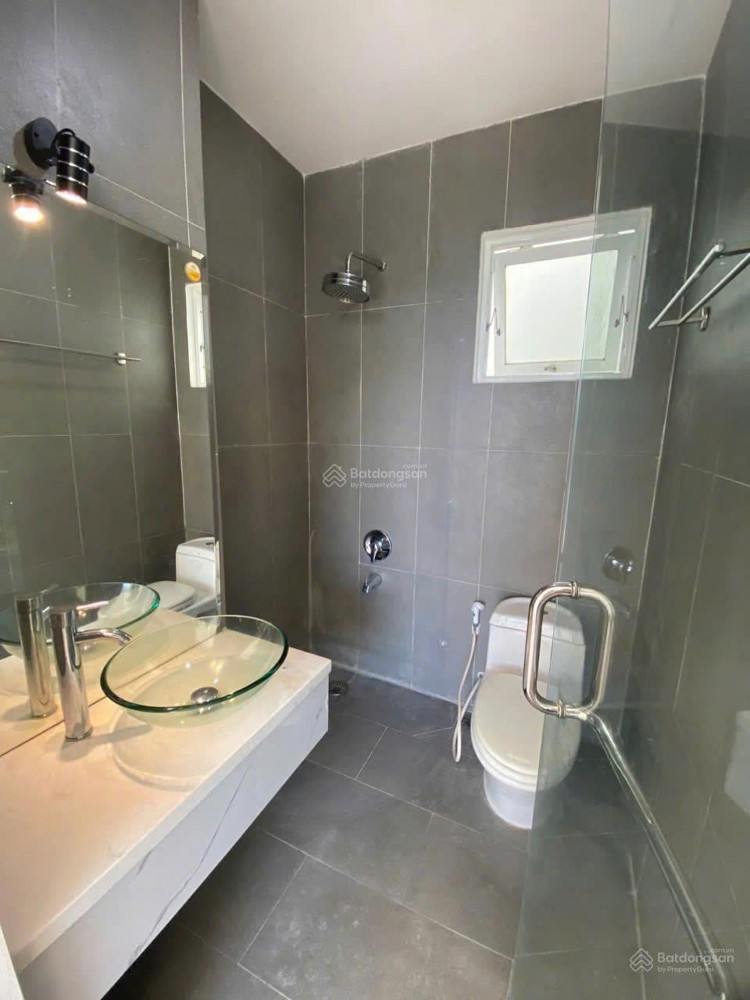 Bán Gấp Nhà Mặt Phố 44 Võ Thị Đặng, 17.800 Tỷ, 72M2, 4 Tầng, 7Pn