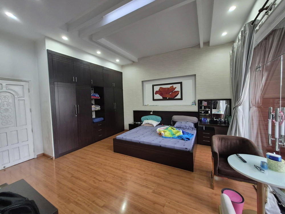Bán Nhà Mặt Tiền Bình Long - Ngay Nguyễn Sơn, Tân Phú, 8X30m, 3 Tầng - 6 Pn, Chỉ 37 Tỷ
