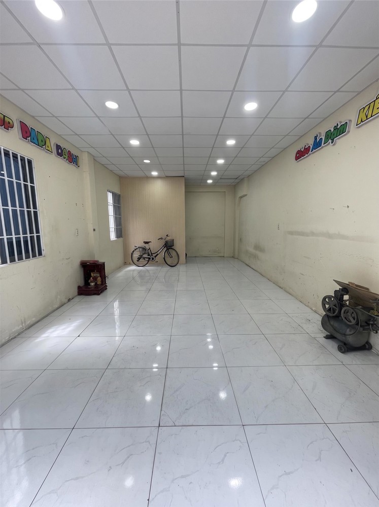 Cho Thuê Nhà Mặt Tiền Cạnh Ngã Tư Chợ P8 – Đường Bình Giã, Tpvt