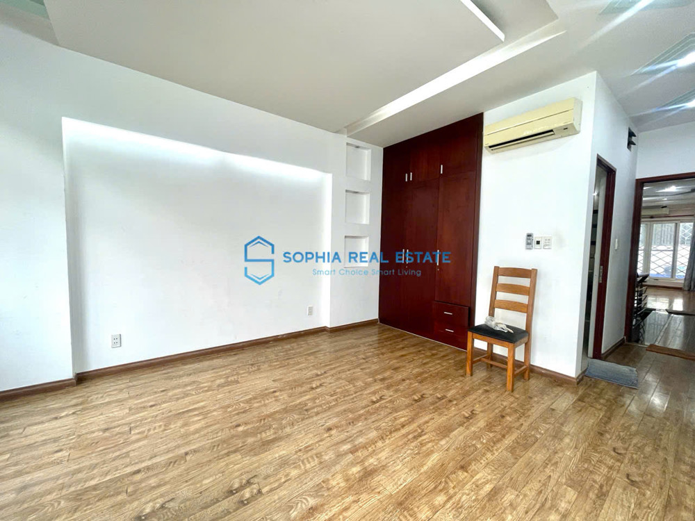 Nhà Cho Thuê Bùi Tá Hán, 4Pn, Sân Thượng, Giá 32 Triệu/tháng
