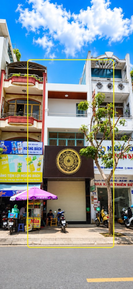 Cho Thuê Nhà Mặt Tiền Tân Sơn Nhì 64M², 3Tầng, 30Triệu - Cạnh Chung Cư, Ngã Tư