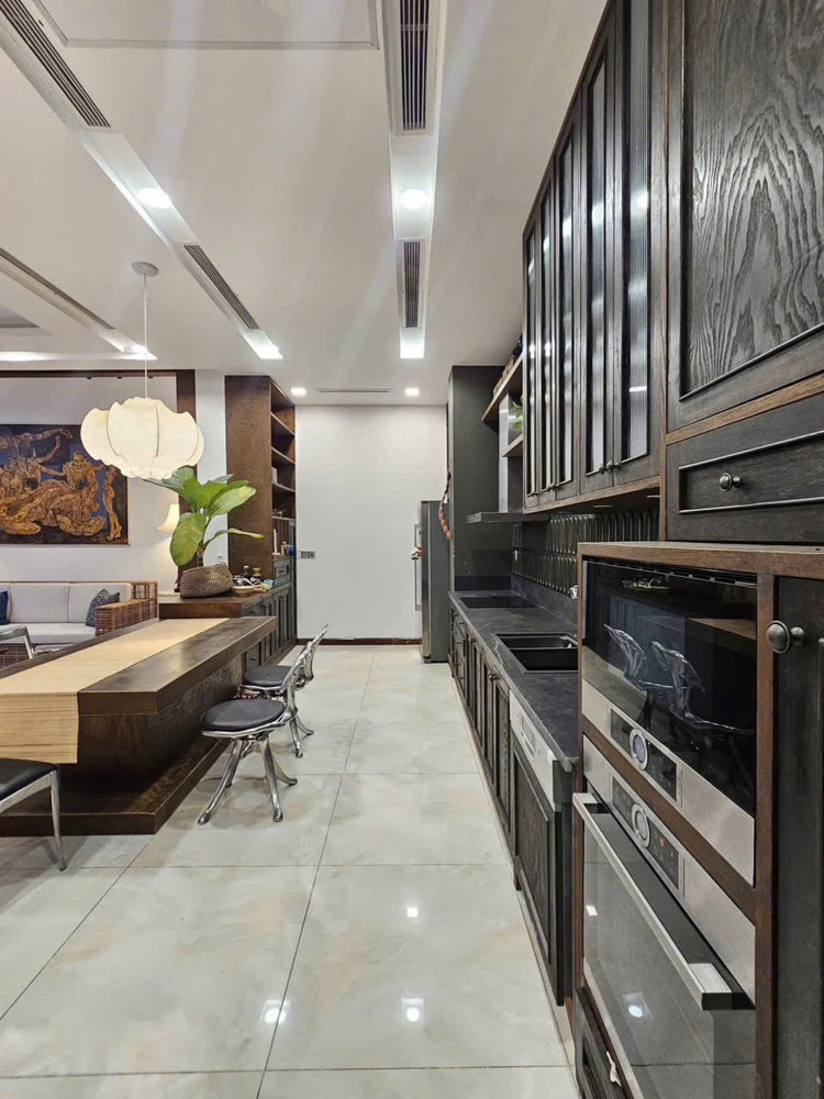 Cho Thuê Biệt Thự Thảo Điền, 10X20m, 3Pn, Full Nội Thất