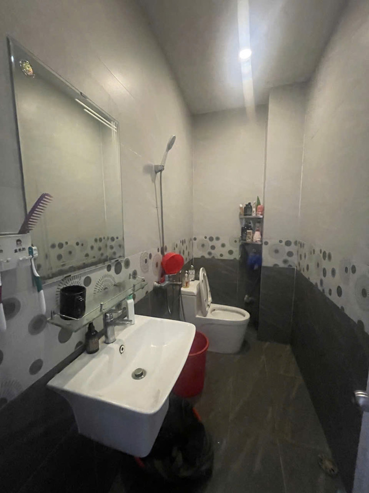 Bán Nhà 3 Tầng Đường Số 30, Linh Đông, Thủ Đức, Tp Hcm. Dt 50M2, Giá 6,78 Tỷ, Sổ Hồng Riêng