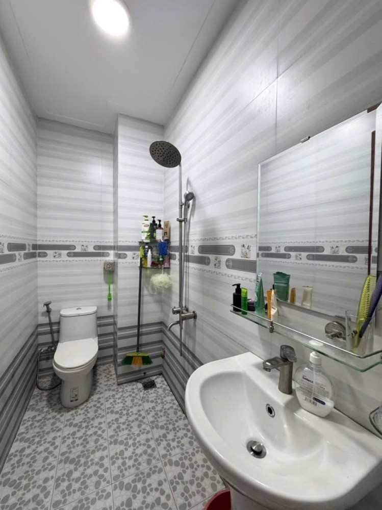 Bán Nhà 3 Tầng, 72M2, Đường Số 26, Hiệp Bình Chánh, Thủ Đức, Tp Hcm. Giá 8.78 Tỷ