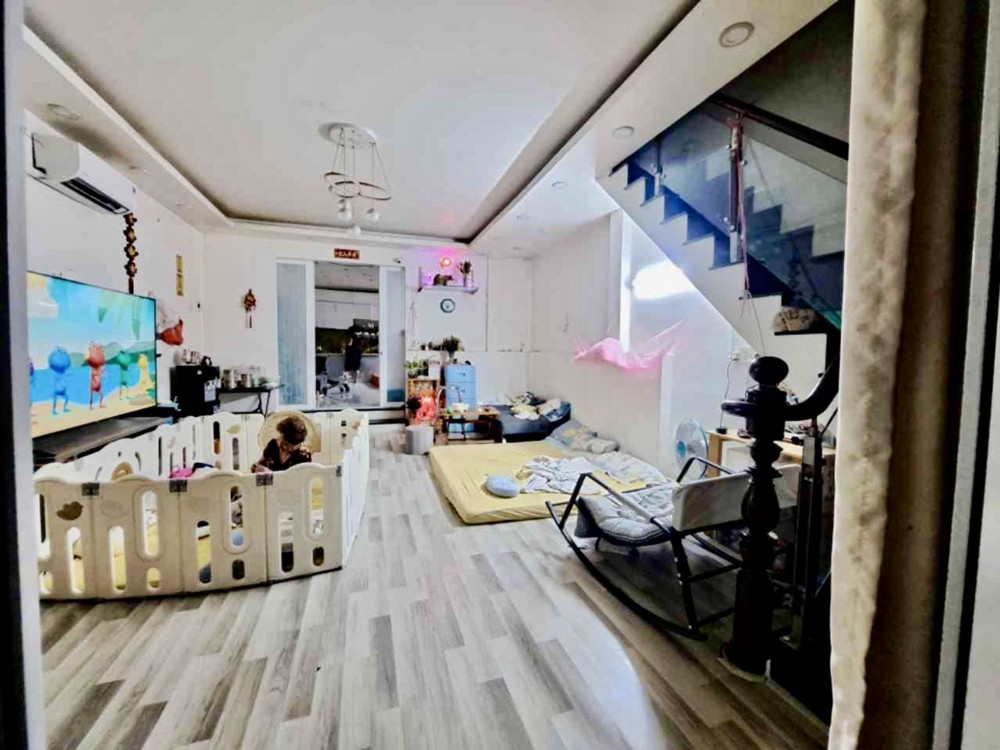 Bán Nhà Hẻm Xe Hơi Trương Đình Hội – Quận 8 – Gần 100M2 – Nhỉnh 5 Tỷ – Lh 0784968131
