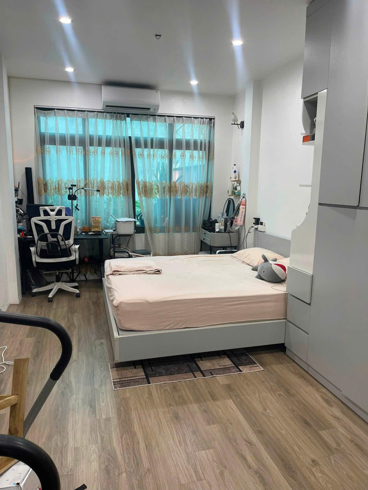 Chính Chủ Cho Thuê Nhà Định Công 5 Tầng 3Pn – 4Wc 13,5 Triệu/tháng
