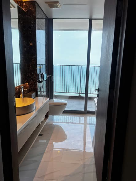 Căn Hộ 1Pn The Soleil Đà Nẵng View Cả Biển Mỹ Khê Lẫn Phố, Nhận Nhà Vận Hành Ngay Tỉ Suất 8%/ Năm
