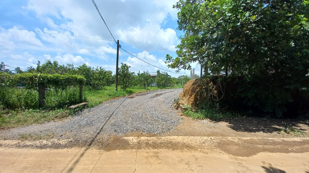 Cần Bán 1 Sào Đất Vườn Xã Ngọc Định, Định Quán, Đồng Nai
