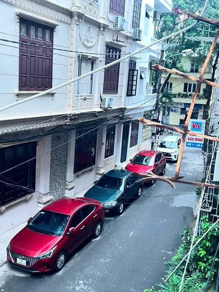 Cho Thuê Nhà Nguyên Căn Hai Bà Trưng 35M² × 4 Tầng 4Pn – 3Wc 15 Triệu/tháng