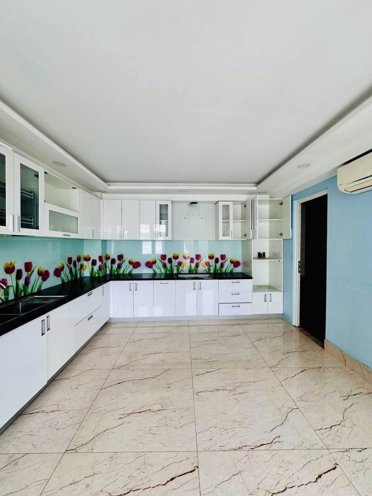 Mặt Tiền Lô Góc Khu Vip Tân Thành – Tân Phú 5 Tầng + Thang Máy Gần 100M²