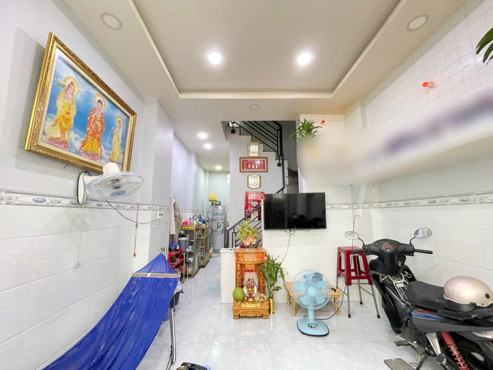 Nhà Chủ Xây Ở 3 Lầu/st Hẻm 154 Âu Dương Lân P3q8 (P.chánh Hưng)