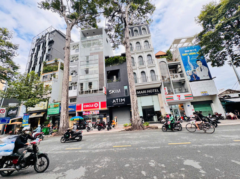 Quận 1: Bán Nhà 5 Tầng Căn Góc 2 Mặt Tiền Kinh Doanh Bùi Thị Xuân, P.bến Thành- Dt Đẹp 5,3M*9,5M
