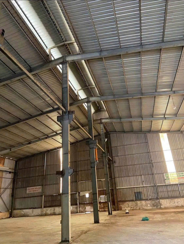 Cho Thuê Kho Xưởng 900M2 Tại Cầu Diễn, Hà Nội – Đường Xe Tải 10 Tấn