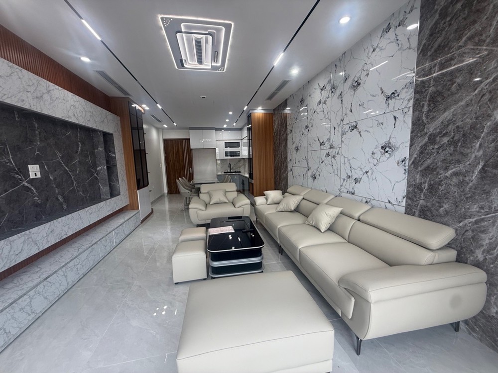 Bán Nhà Cổ Linh 60M2, 7 Tầng Thang Máy, Gara Ô Tô, 16.X Tỷ