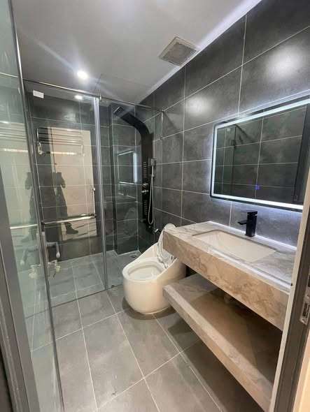 Bạn Cần Ngôi Nhà Đủ Rộng Cho Gia Đình 6 Người Sinh Sống? Tại Đà Nẵng. Lh 0905233234