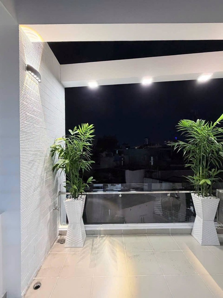 Nhà Đẹp – Tặng Full Nội Thất 4 Tầng 3Pn