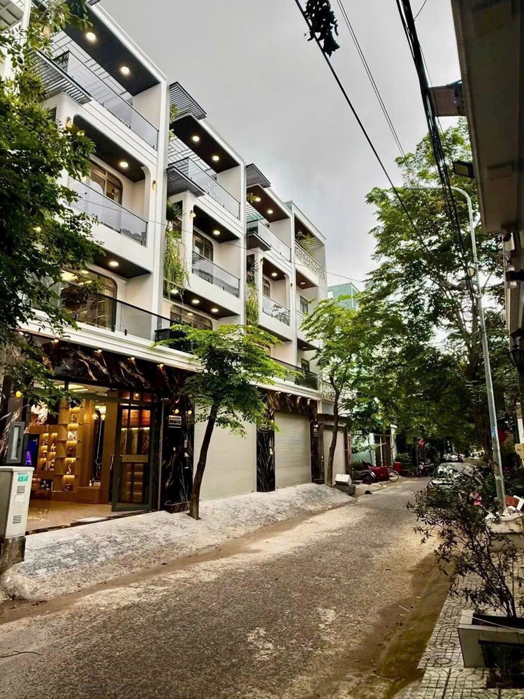 Siêu Phẩm 3 Căn Liền Kề Luxury Smart Home – Huỳnh Tấn Phát