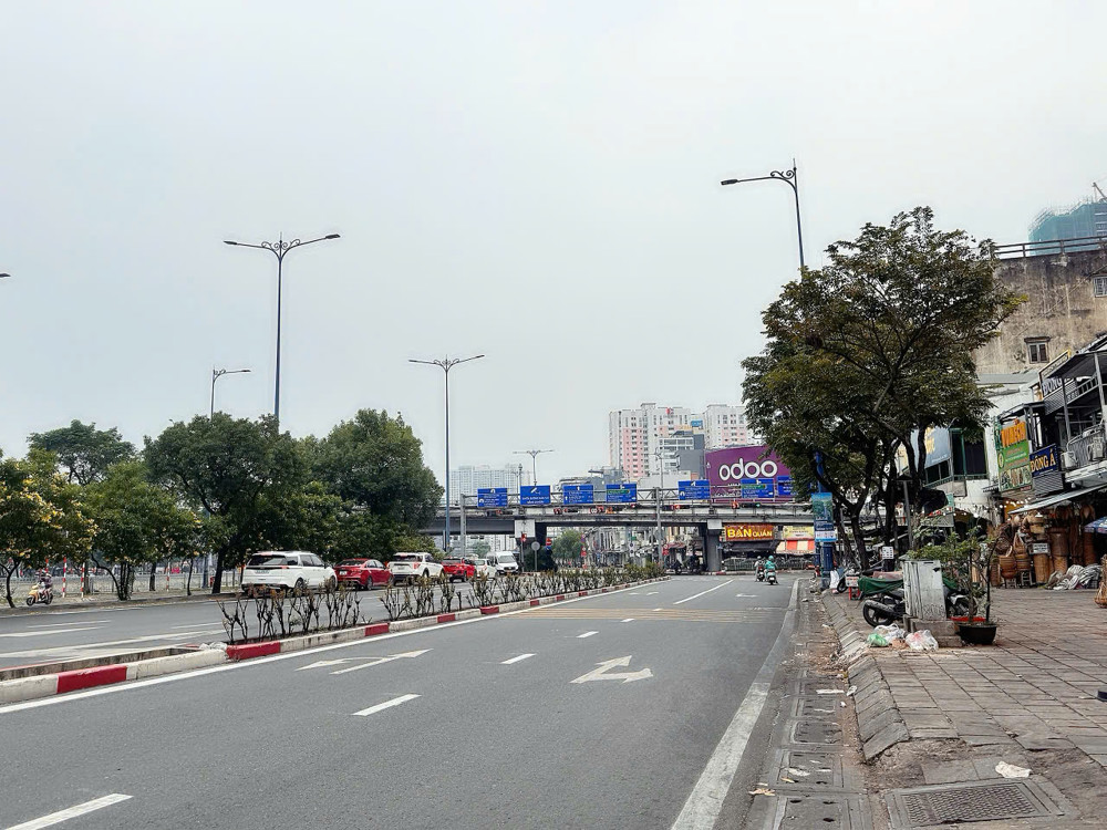 Bán Nhà 2 Mặt Tiền Lớn Đ.võ Văn Kiệt & Nguyễn Thái Học, Cầu Ông Lãnh, Quận 1 - Ngang 15M*20 Full