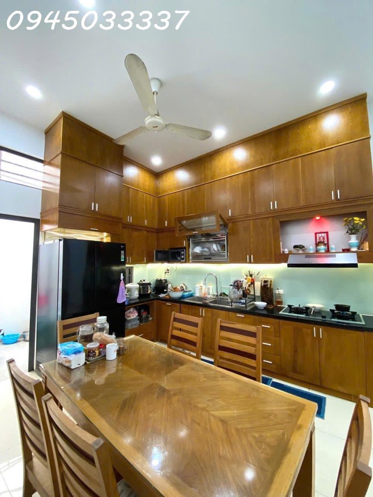 Bán Nhà Hxh Lâm Văn Bền, Quận 7 – 78M² (3.9M X 20M) – 4 Tầng Btct – Giá 9.5 Tỷ (Thấp Hơn Thị Trường