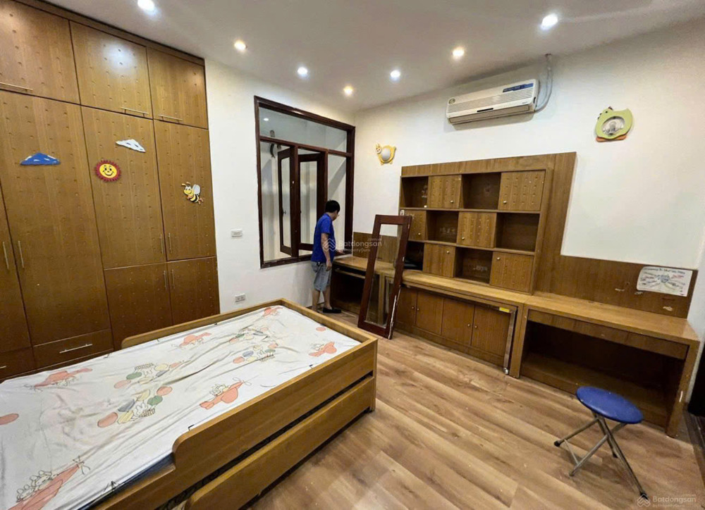 Cho Thuê Nhà Nguyễn Khang – Cầu Giấy 80M² × 4 Tầng 3Pn – 3Wc 23 Triệu/tháng