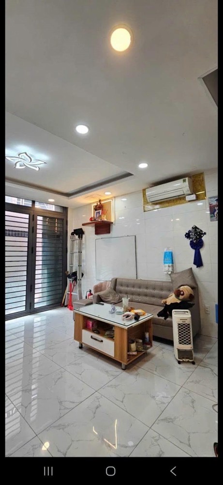 Nhà Đẹp Hoàn Công Đủ Ở Ngay - Ngang 4M - Trung Tâm Quận 11