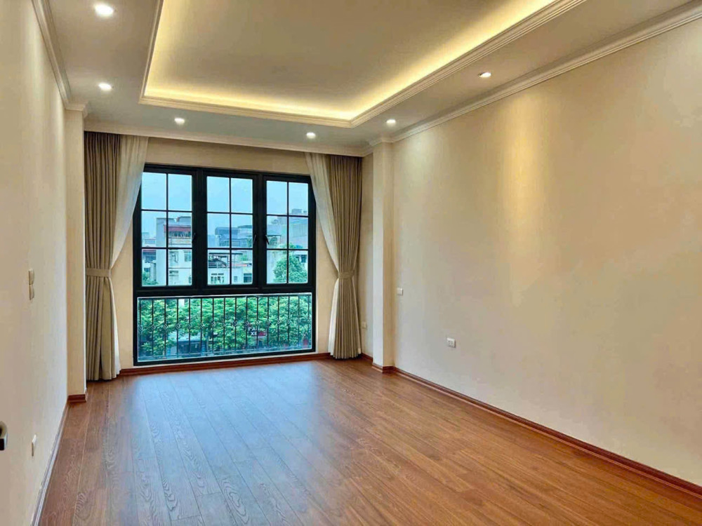 Cho Thuê Nhà Mặt Phố Khương Đình – Thanh Xuân 7 Tầng Thang Máy 36 Triệu/tháng