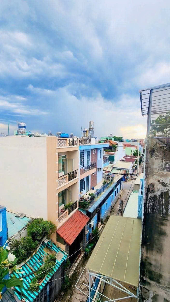 Chính Chủ Bán Nhà Mặt Tiền Trước Sau Đường Số 6, Bình Tân - 4 Tầng, 4Pn, Sổ Hoàn Công, Giá 6,3 Tỷ