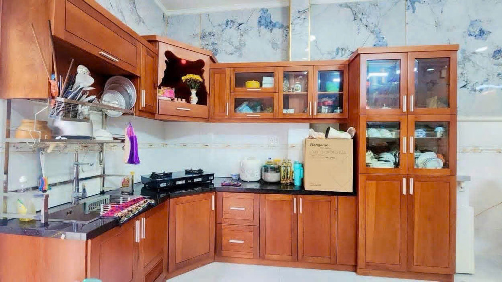 Chính Chủ Bán Nhà Mặt Tiền Trước Sau Đường Số 6, Bình Tân - 4 Tầng, 4Pn, Sổ Hoàn Công, Giá 6,3 Tỷ