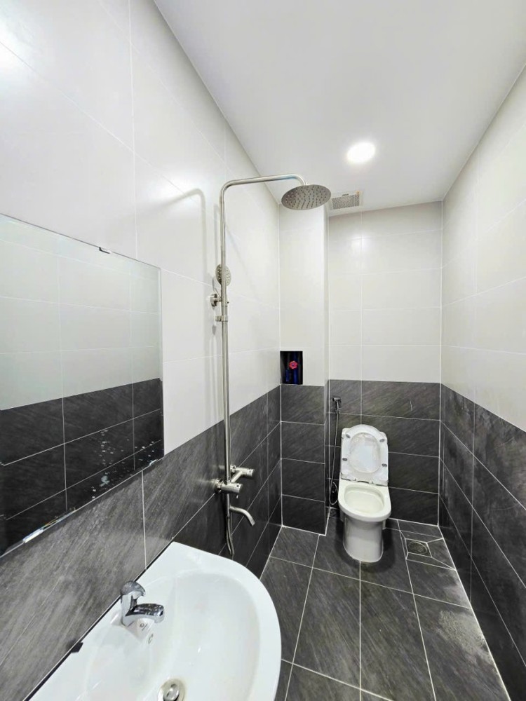 Bán Nhà 105M2, Đường 160, Tăng Nhơn Phú A, Q9, Thủ Đức, Tp Hcm, 3 Tầng, Sổ Hồng Riêng, Giá 7.38
