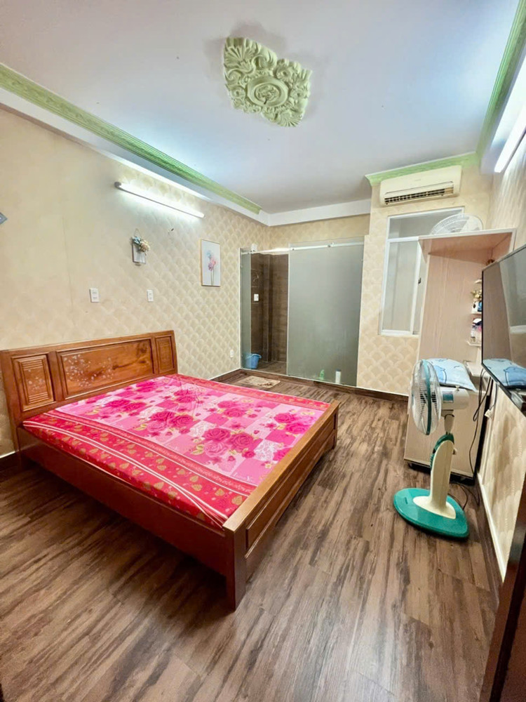 Bán Nhà 43M2, 4 Tầng, 5Pn, Hẻm Xe Hơi Bùi Thị Xuân, Tân Bình – 8.6 Tỷ