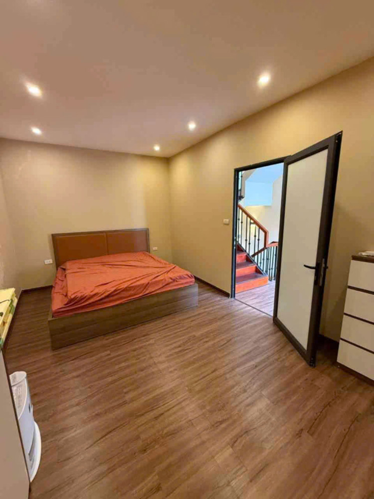 Nhà Lô Góc Ngọc Trì – Ngõ Xe Tải Thông – 52M² X 5 Tầng – Giá 17 Tỷ Hàng Hiếm Ngọc