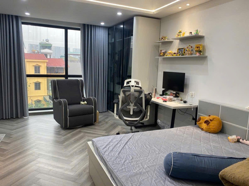 Bán Nhà Gia Quất 80M 5 Tầng Mt6.1 Thang Máy Gara Ô Tô Tránh Nhỉnh 19 Tỷ