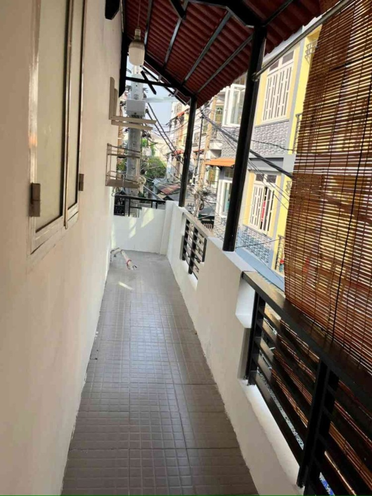 Bán Nhà Nguyễn Bặc 24M2, Ngang 4M, 3 Tầng, Lô Góc Kinh Doanh, Giá 6.05 Tỷ