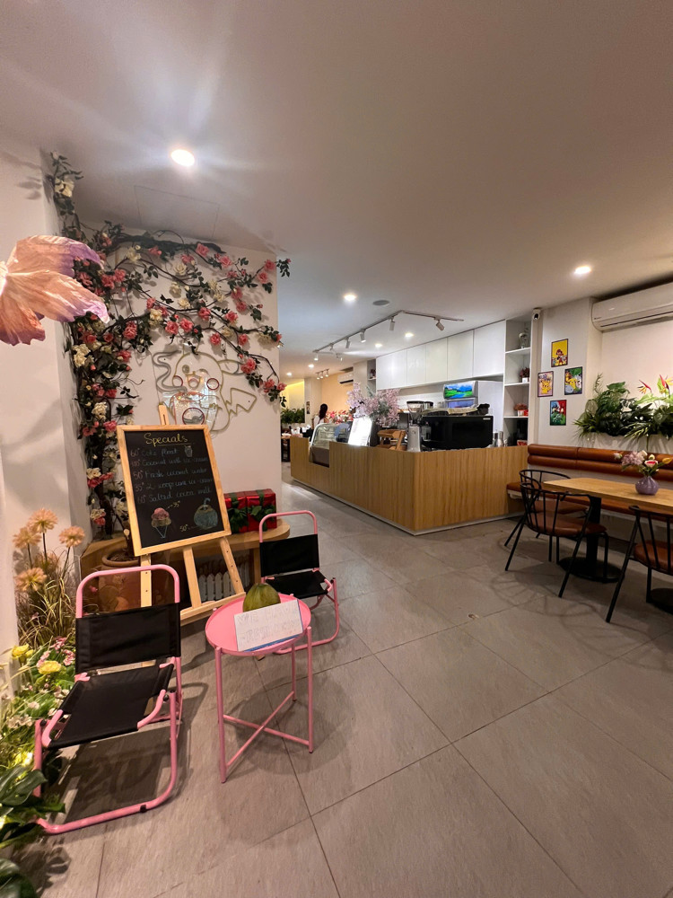 Nhượng Quán Coffee Sân Thượng View Đẹp Xem Pháo Hoa Toàn Cảnh Tại Hà Nội