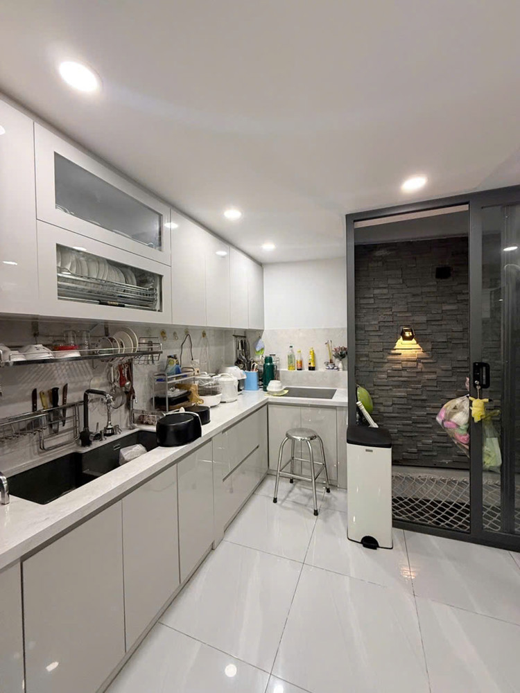 Bán Nhà 5 Tầng Đường Điện Biên Phủ, Quận 3 – 40M2, 5 Phòng Ngủ – 12 Tỷ