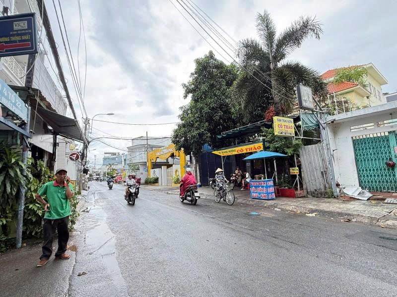 Bán Đất Trống - Mặt Tiền Hẻm 12M Thống Nhất - Nguyễn Văn Lượng, 10X30m, Chỉ 36,9 Tỷ