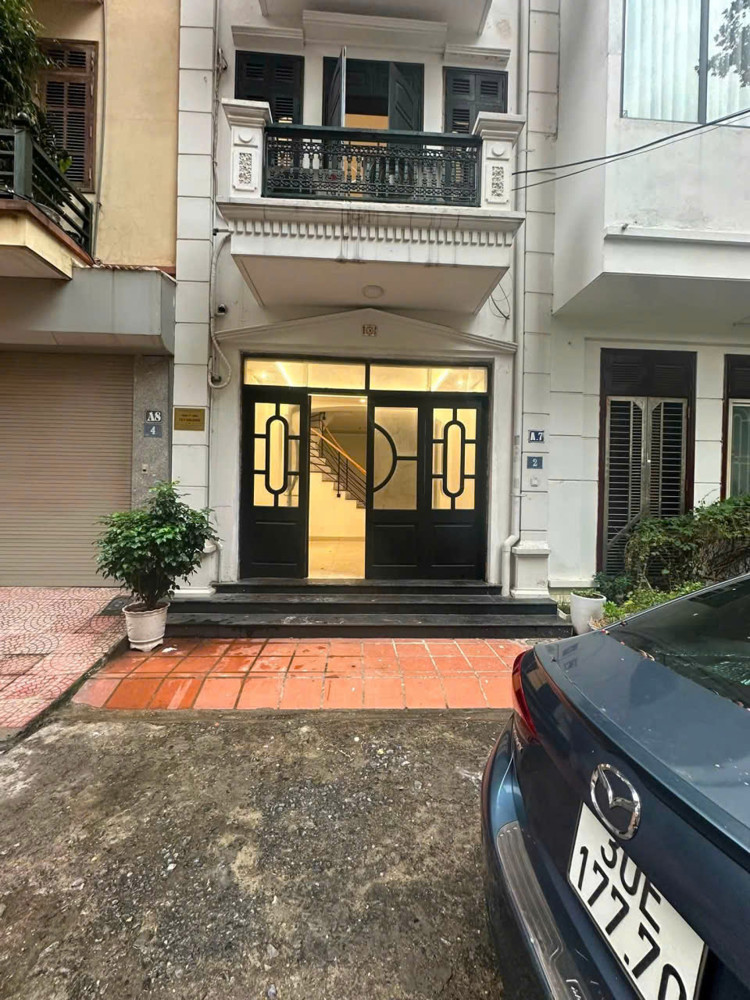Cho Thuê Nhà Hoàng Quốc Việt – Cầu Giấy 50M² × 5 Tầng 7 Phòng 23 Triệu/tháng