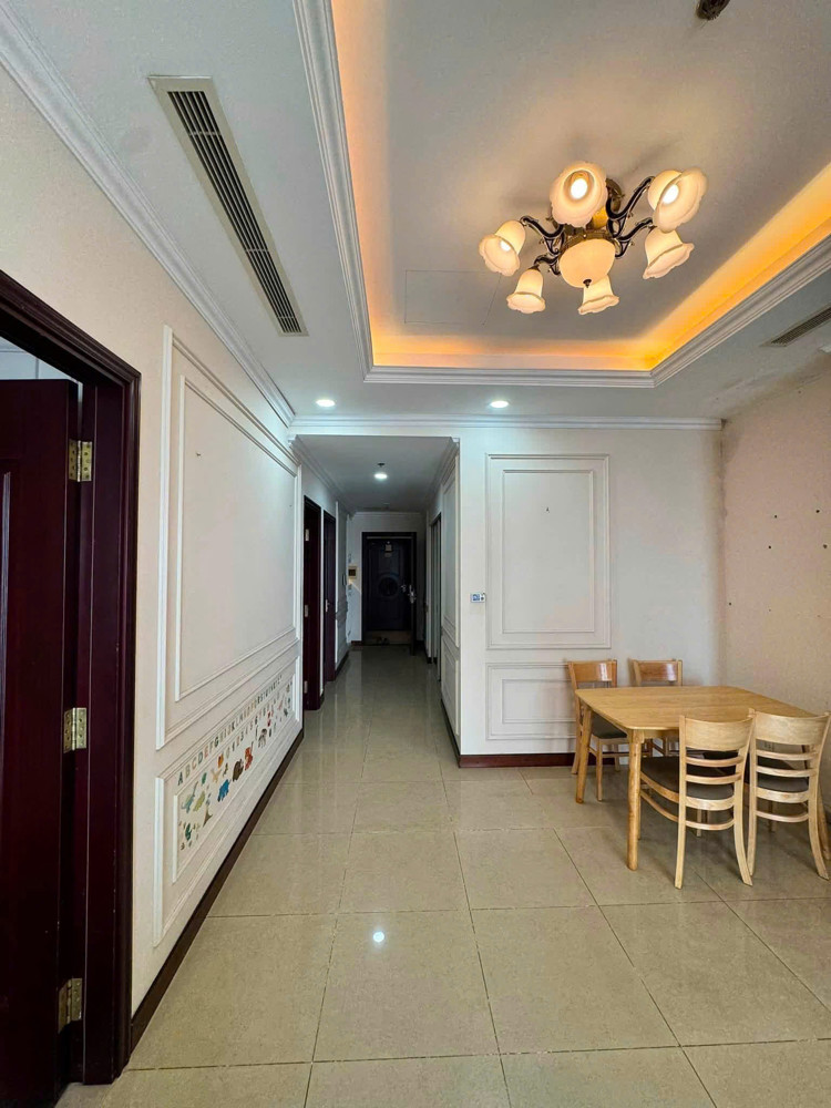 Cho Thuê Căn Hộ Royal City – Ra 105M² 2Pn – 2Wc Full Nội Thất 20 Triệu/tháng