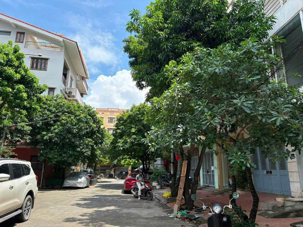 Cho Thuê Nhà Liền Kề Phùng Khoang – Nam Từ Liêm 50M² × 5 Tầng Mt 4M 15 Triệu/tháng