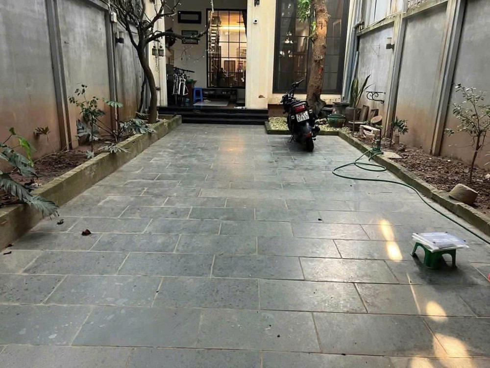 Cho Thuê Biệt Phủ Sân Vườn Quảng An – Tây Hồ 200M² × 2 Tầng 25 Triệu/tháng