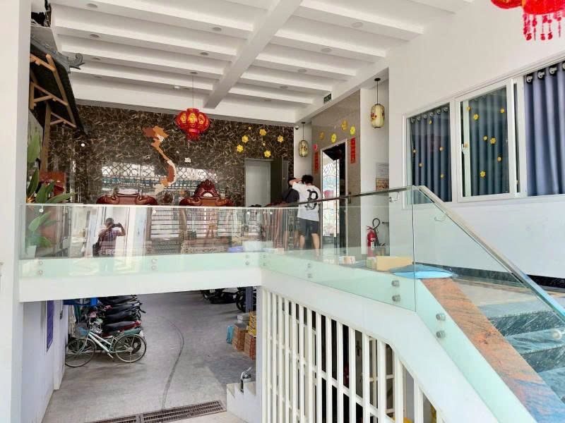 Bán Nhà Mặt Tiền Phạm Văn Bạch - Gần Tân Sơn, 9,8X34m, 7 T - 50 Pn - Hđt 350Tr, 75 Tỷ