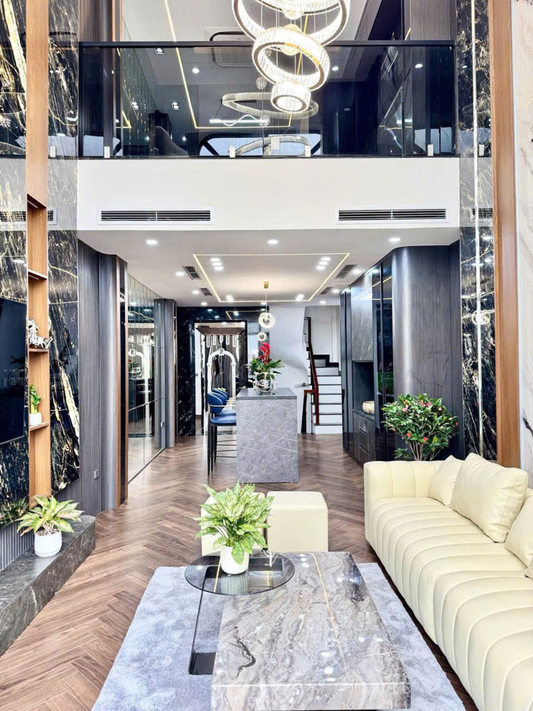 Nhà Phố Trạm – Tài Sản Dòng Tiền Hiếm 55M² × 7 Tầng Gara Ô Tô + Thang Máy Nhỉnh 23 Tỷ