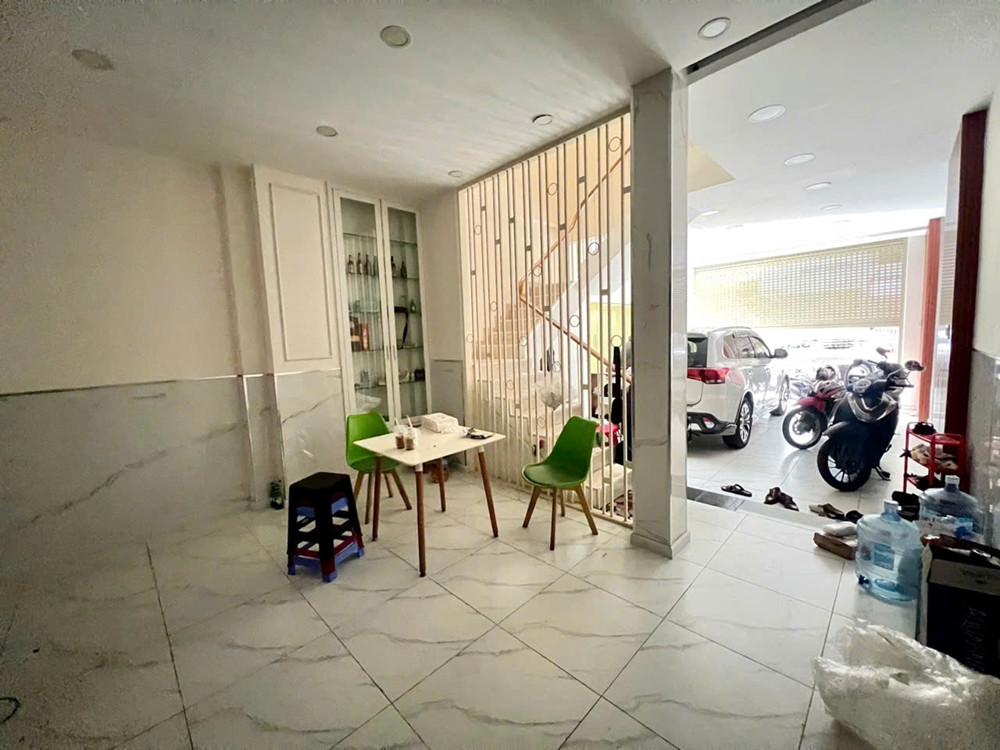 Quận 3: Bán Nhà 4 Tầng Mặt Tiền Kinh Doanh Đ.bàn Cờ- Dt 63M2 Ngang Lớn Đẹp 4,7M*14,5M- Vị Trí Đẹp