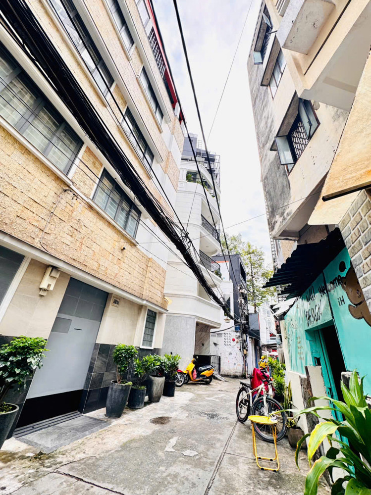 Quận 1: Chính Chủ 0938676685 Bán Nhà 3 Tầng Căn Góc 3 Mặt Tiền Hxh Bùi Thị Xuân, P.bên Thành- Dt