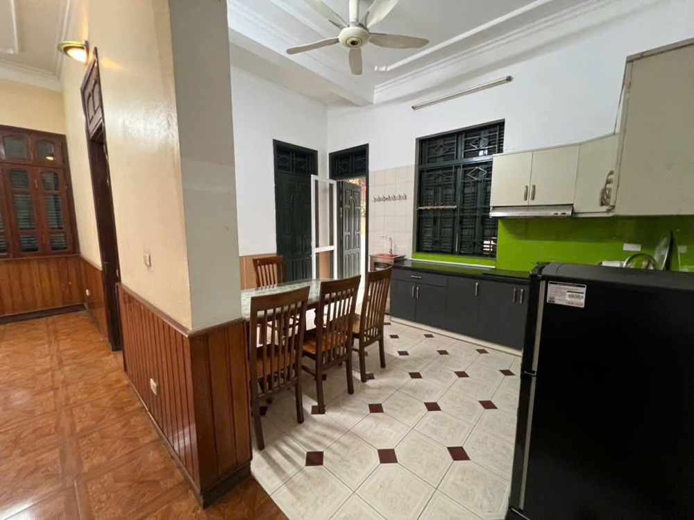 Cho Thuê Nhà Riêng Hoàng Hoa Thám – Sát Hồ Tây 60M² × 3 Tầng 4Pn – 2Wc 15 Triệu/tháng
