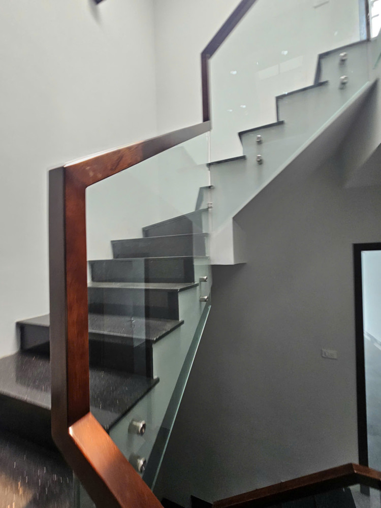 Nhà Tôi Cho Thuê Nhà, Lê Trọng Tấn, Hoàng Văn Thái,, 340M2x 4T -59 Tr