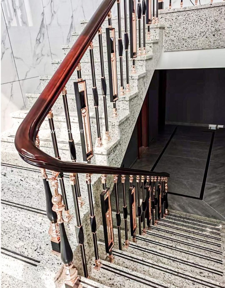 Tôi Cho Thuê Nhà Mới, Lê Văn Lương, Khuất Duy Tiến, 221M2x 3T -44 Tr