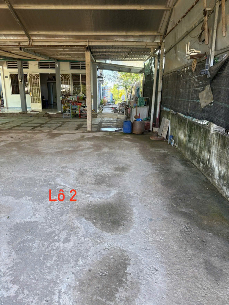 Chính Chủ Cần Bán Gấp 2 Lô Đất Nở Hậu Đẹp – Giá Tốt - Tại Huyện Bến Lức, Long An