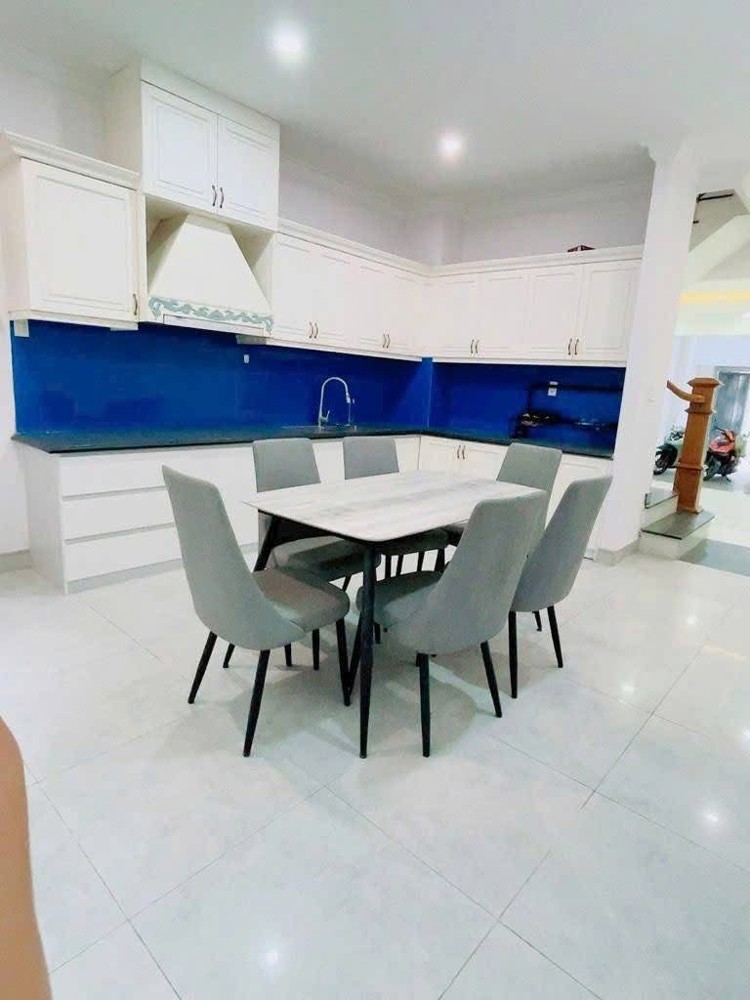 Bán Nhà 4 Tầng Gần Hẻm Xe Hơi Dương Bá Trạc Q8 - 46M2 - 4Pn - Nhỉnh 6 Tỷ - Lh 0784968131